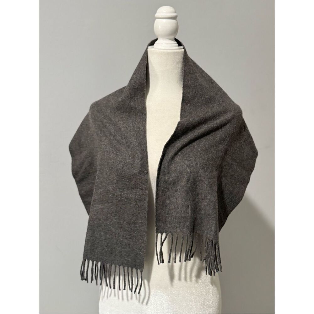 Mershall Field & company gray 100% Cashmere scarf